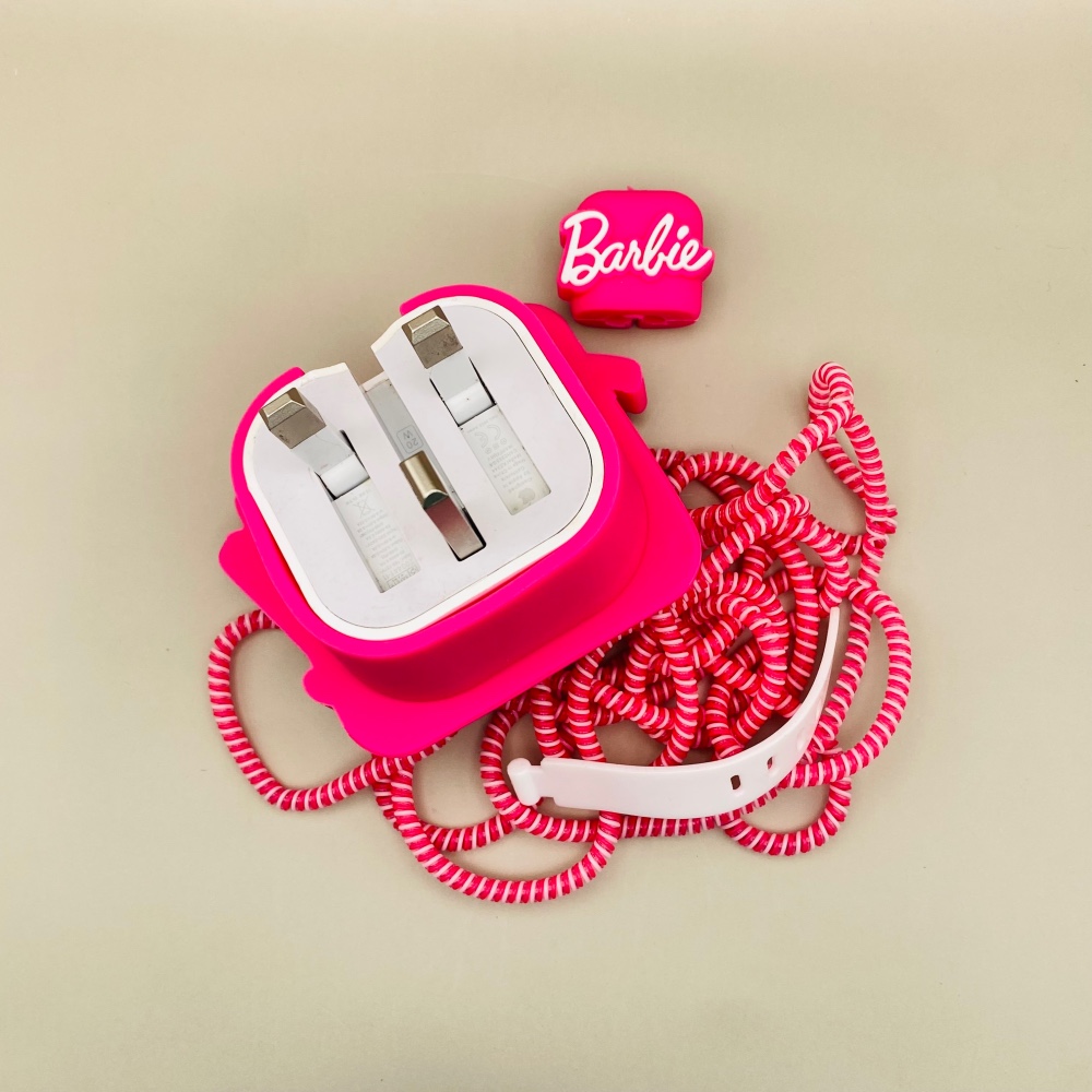 محافظ کابل شارژر عروسکی ایفون 20 وات سلیکونی اورجینال با گارانتی - iPhone Doll Cable Protector 20W Silicon Original - نمای بسته بندی